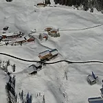 アパートホテル Naturhaus Am Arlberg