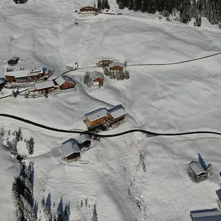 Aparthotel Naturhaus Am Arlberg